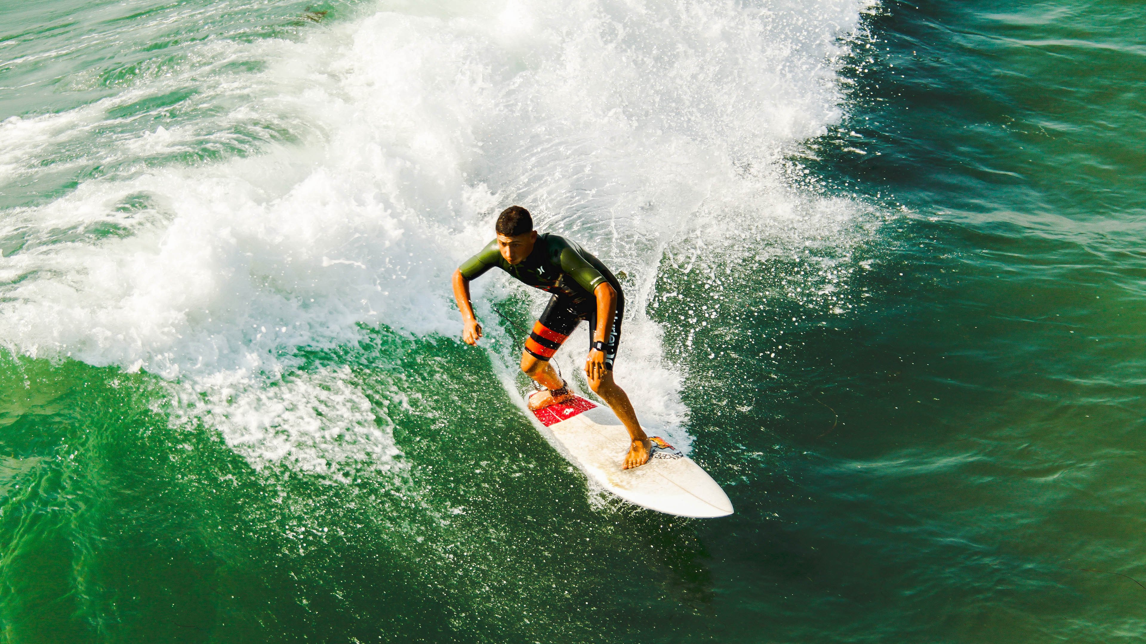 总决赛半决赛激情夜！马龙里突外投，波尔图横扫多特蒙德